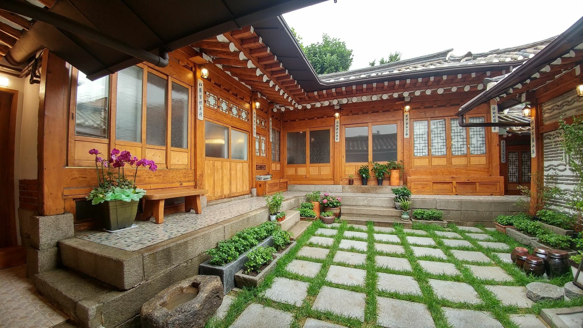 Bukchon Hyosunjae Guesthouse Seoul Exteriör bild